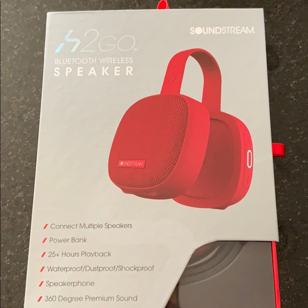Soundstream bluetooth wireless speaker
